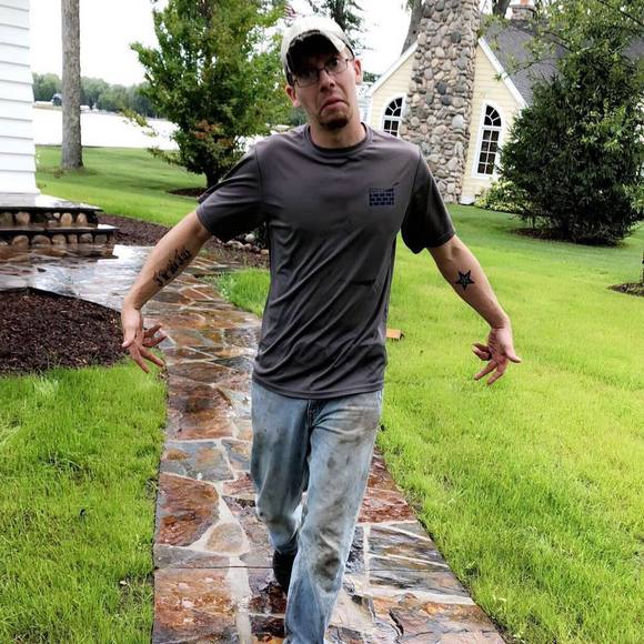 Meet your Posher, James - Picture 1 of 1